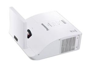 松下 Panasonic PT-GW34C 2600流明投影机