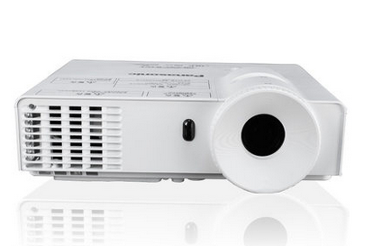 松下 Panasonic PT-UW326C  3200流明投影机