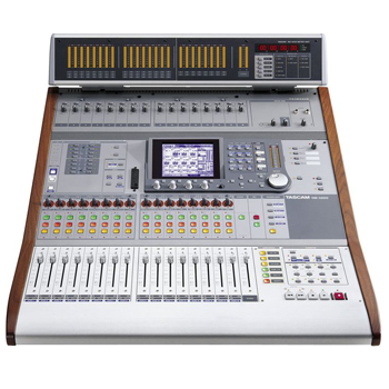 天琴 TASCAM DM3200+MU1000 32通道数字混音调音台